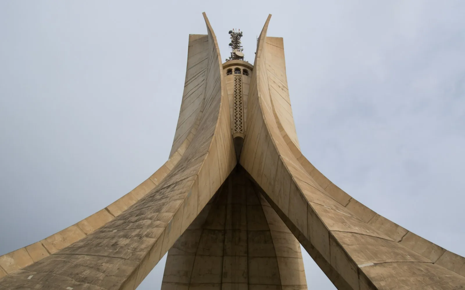 algiers cover photo
