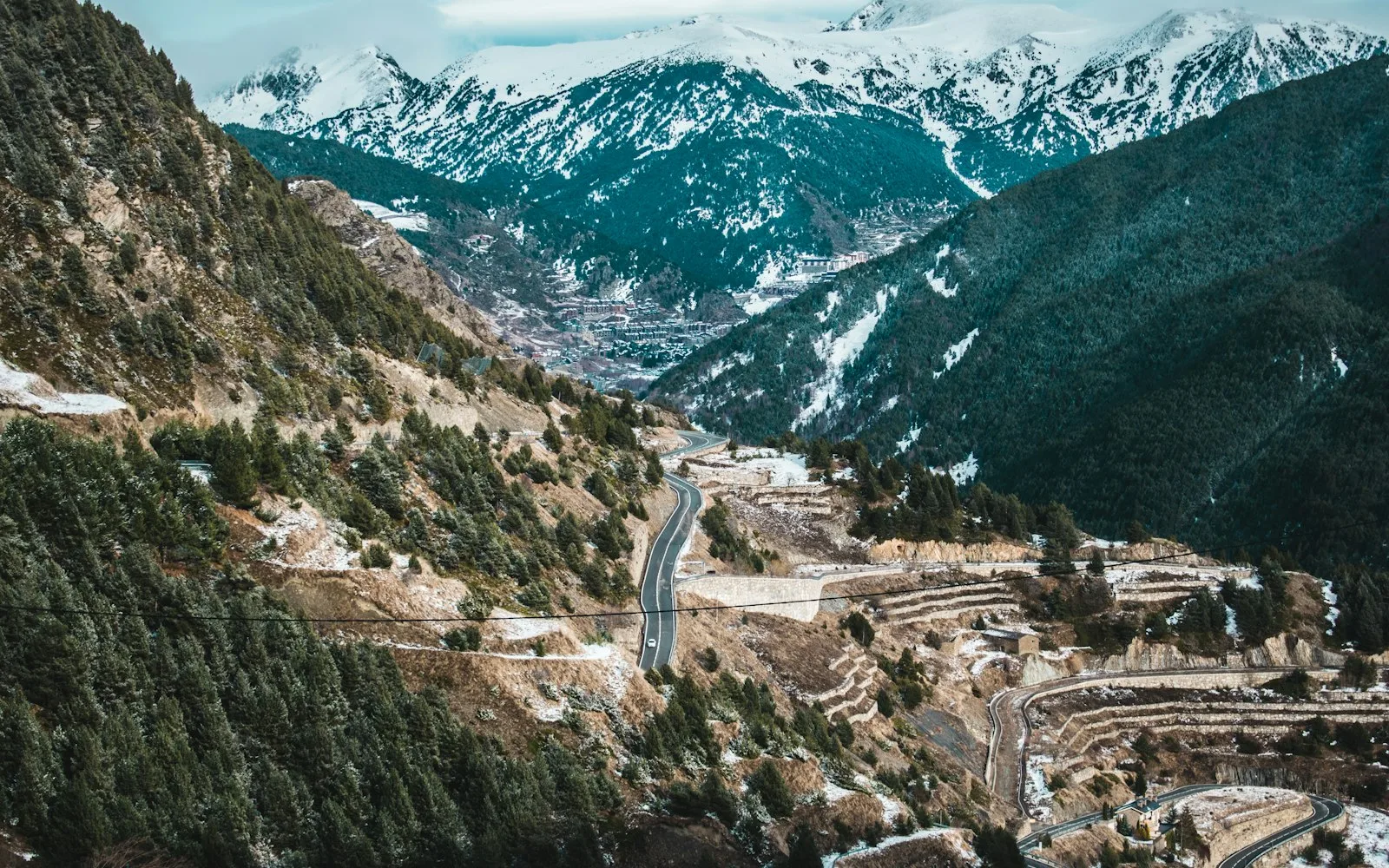 andorra-la-vella cover photo