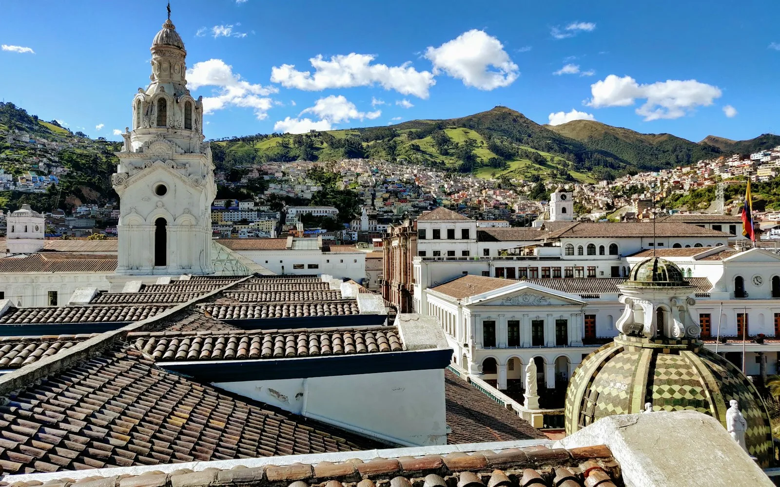 quito cover photo
